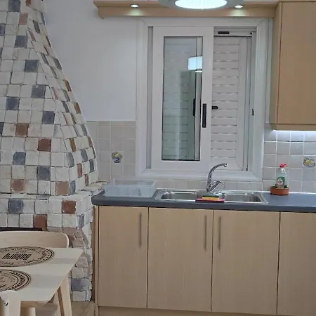 Ionian Casa Azul Каравомилос